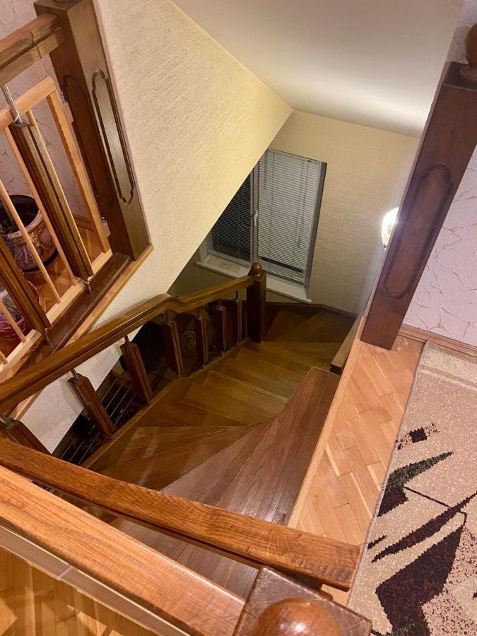 U Eli Hotel Polyana  Eksteriør billede